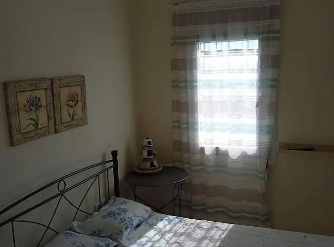 Leros 'sundown' * Gourna